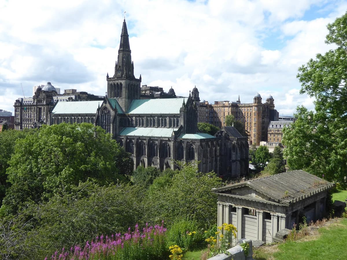 Glasgow Cathedral above its surrounding gardens