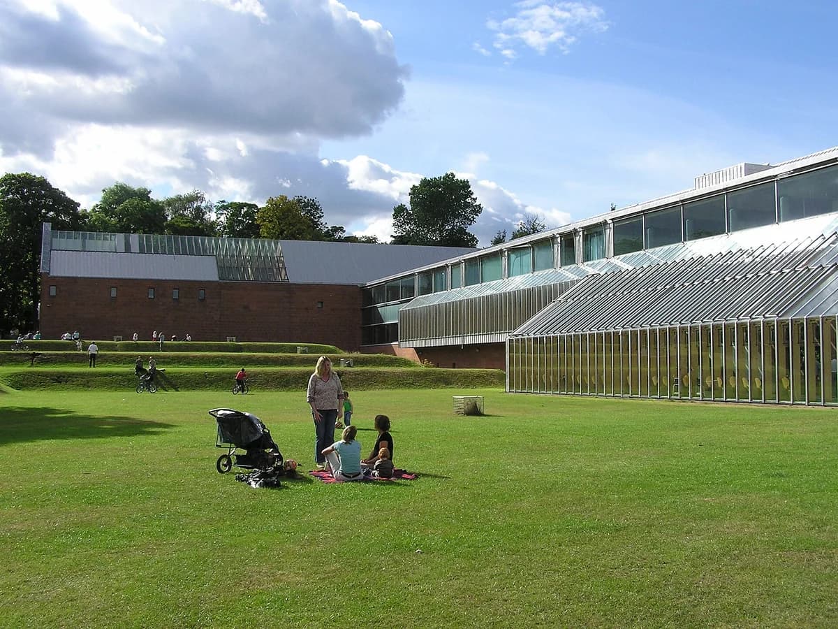 Glazed exterior of the Burrell Collection in Pollok Country Park