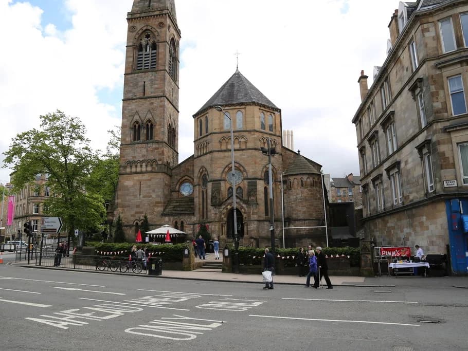 Òran Mór restaurant and bar in the former Kelvinside church