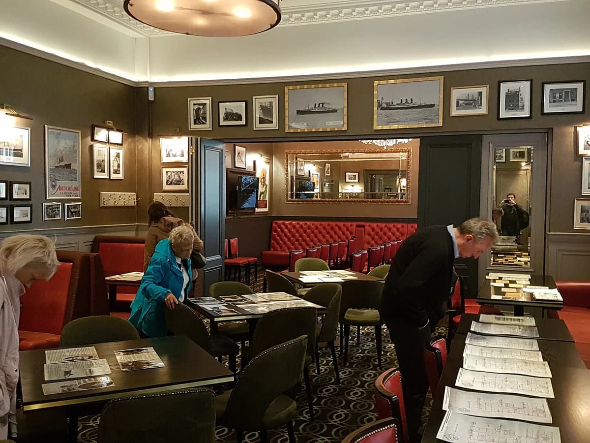 Dining room inside The Anchor Line restaurant in Glasgow